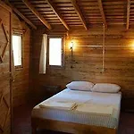 Pastoral Vadi Vakantieboerderij Yanıklar